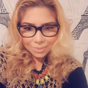 Meet your Posher, Elsa